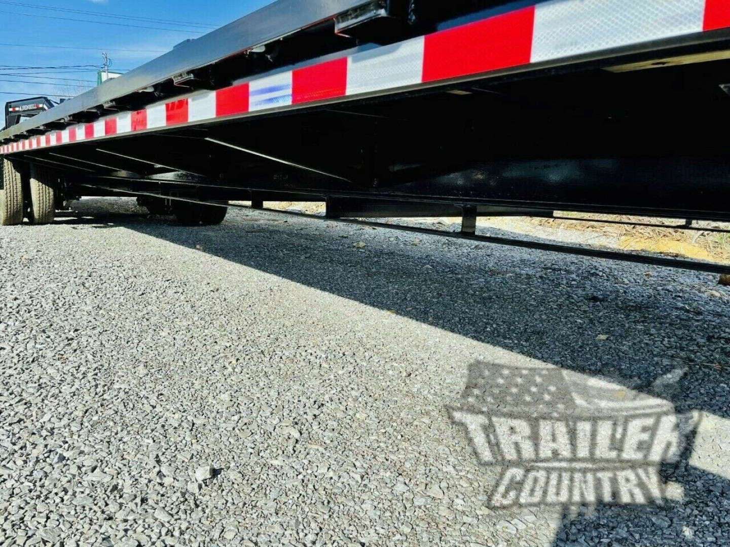 New NEW 8.5 ' x 40' Heavy Duty 10Ton Heavy Equipment Hauler Straight Deck Deckover Trlr