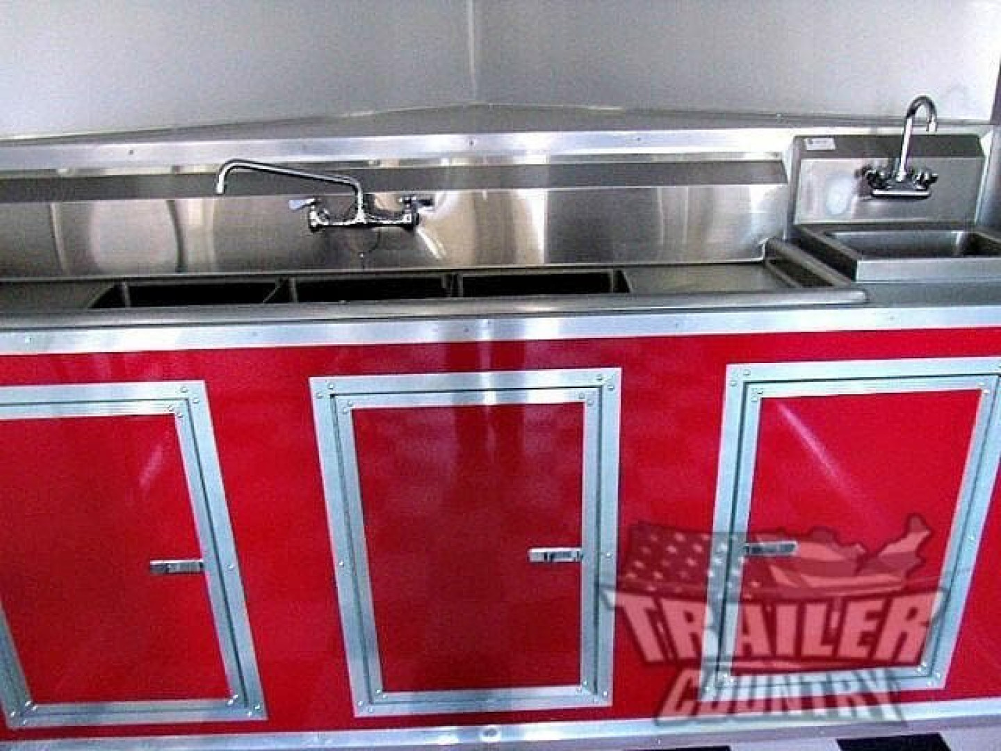 New 2026 8.5X20 V NOSE ENCLOSED CARGO CONCESSION VENDING TRAILER W/ PORCH