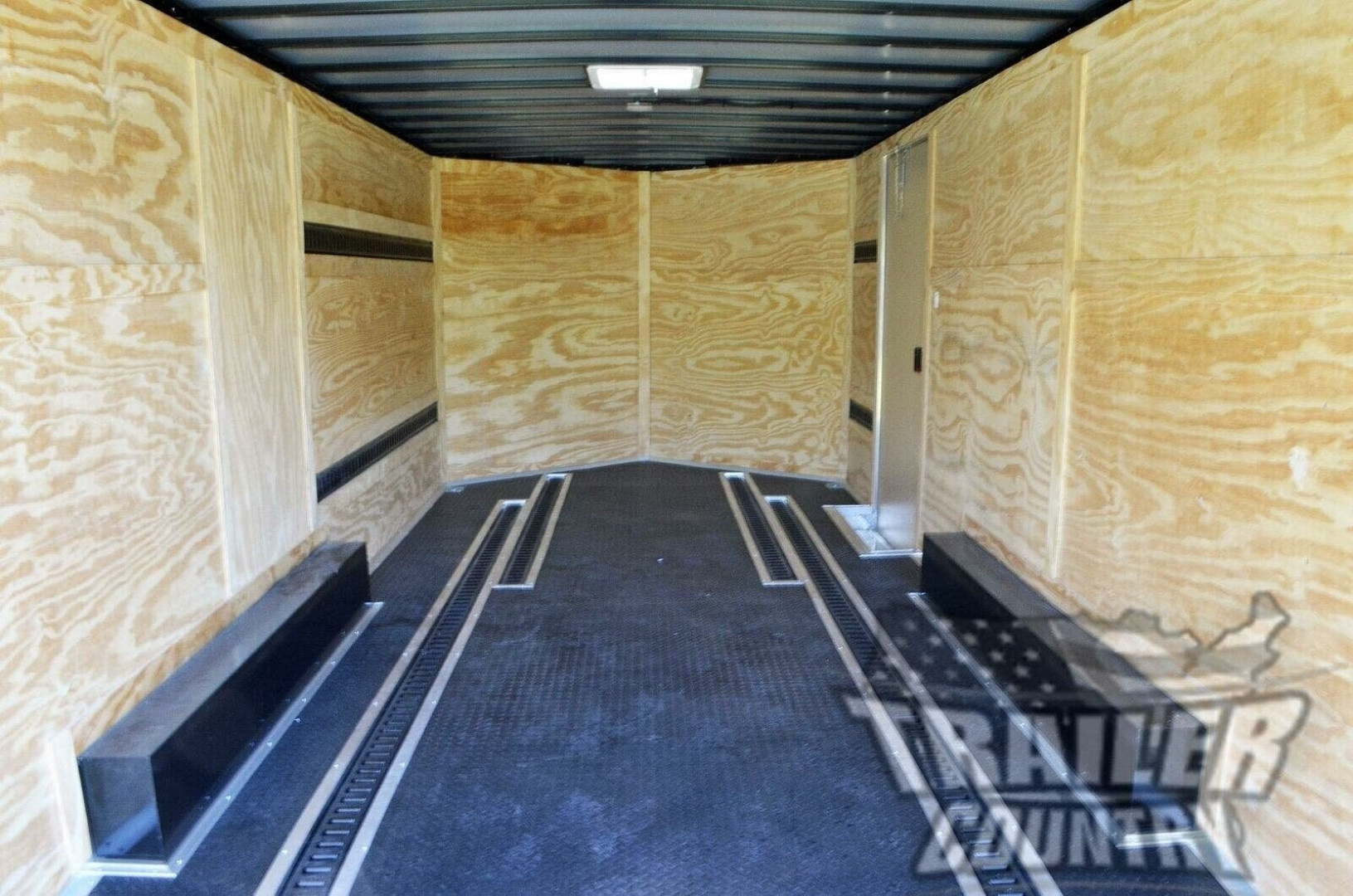 New 2026 New Model 8.5x18 Tandem Axle, Enclosed Car Hauler Cargo Race Toy Hauler