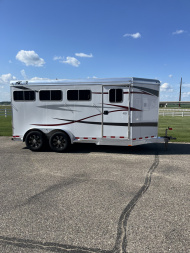 Used 2022 4-Star 3H Slant Load BP Horse Trailer
