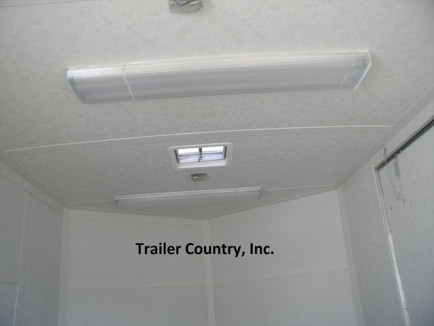 New 2026 NEW 8.5 x 20 CUSTOM Hybrid Trailer, you pick box size and deck size