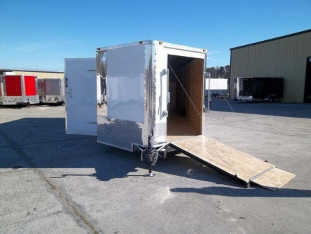 New 2026 NEW 8.5 x 24 Tandem Axle, Enclosed/Carhauler Trailer. (10,400 LB GVWR)