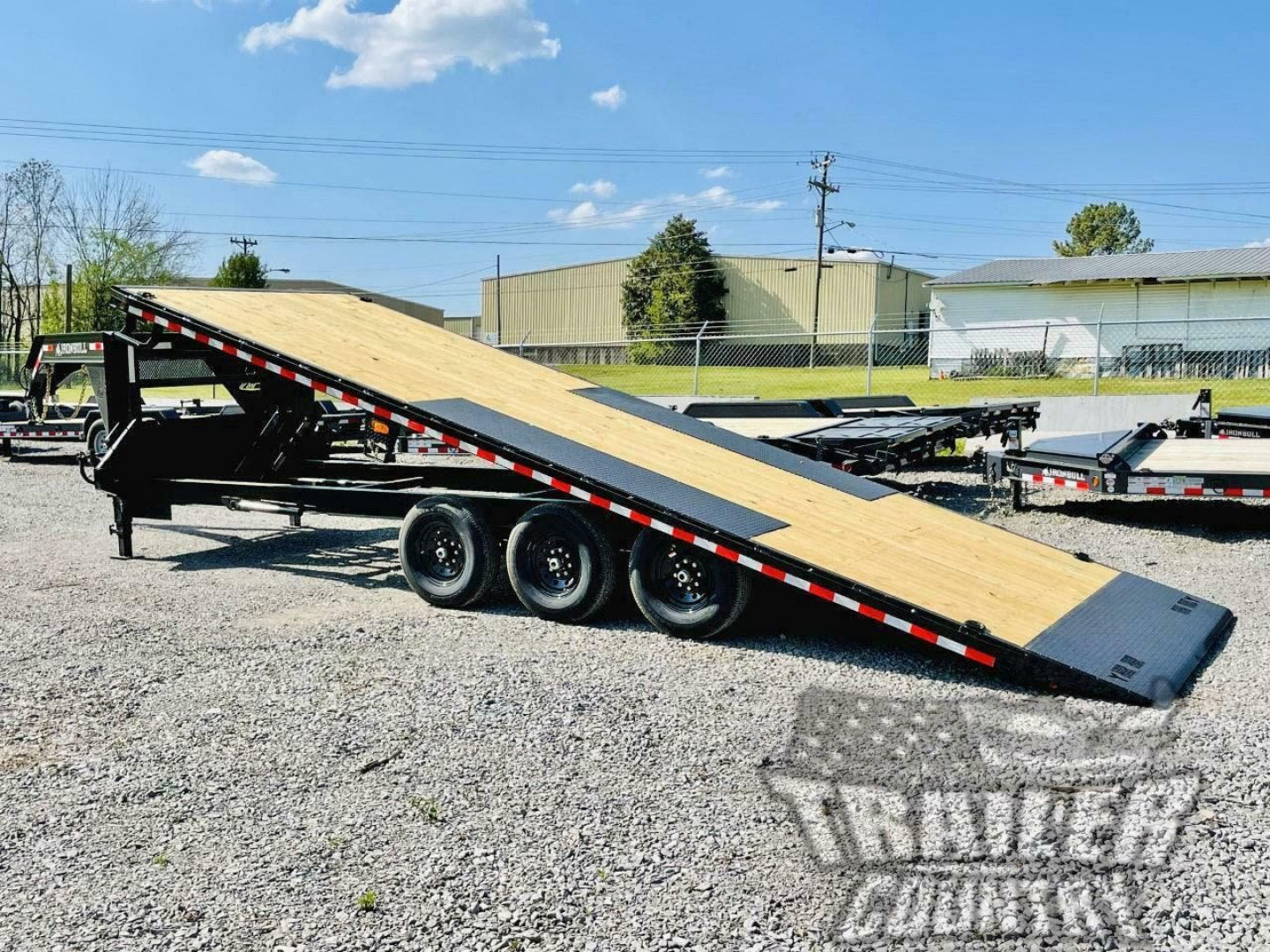 New 2026 New 8.5 ' x 26' Heavy Duty Gooseneck 21K Hydraulic Scissor Hoist Full Power Deckover