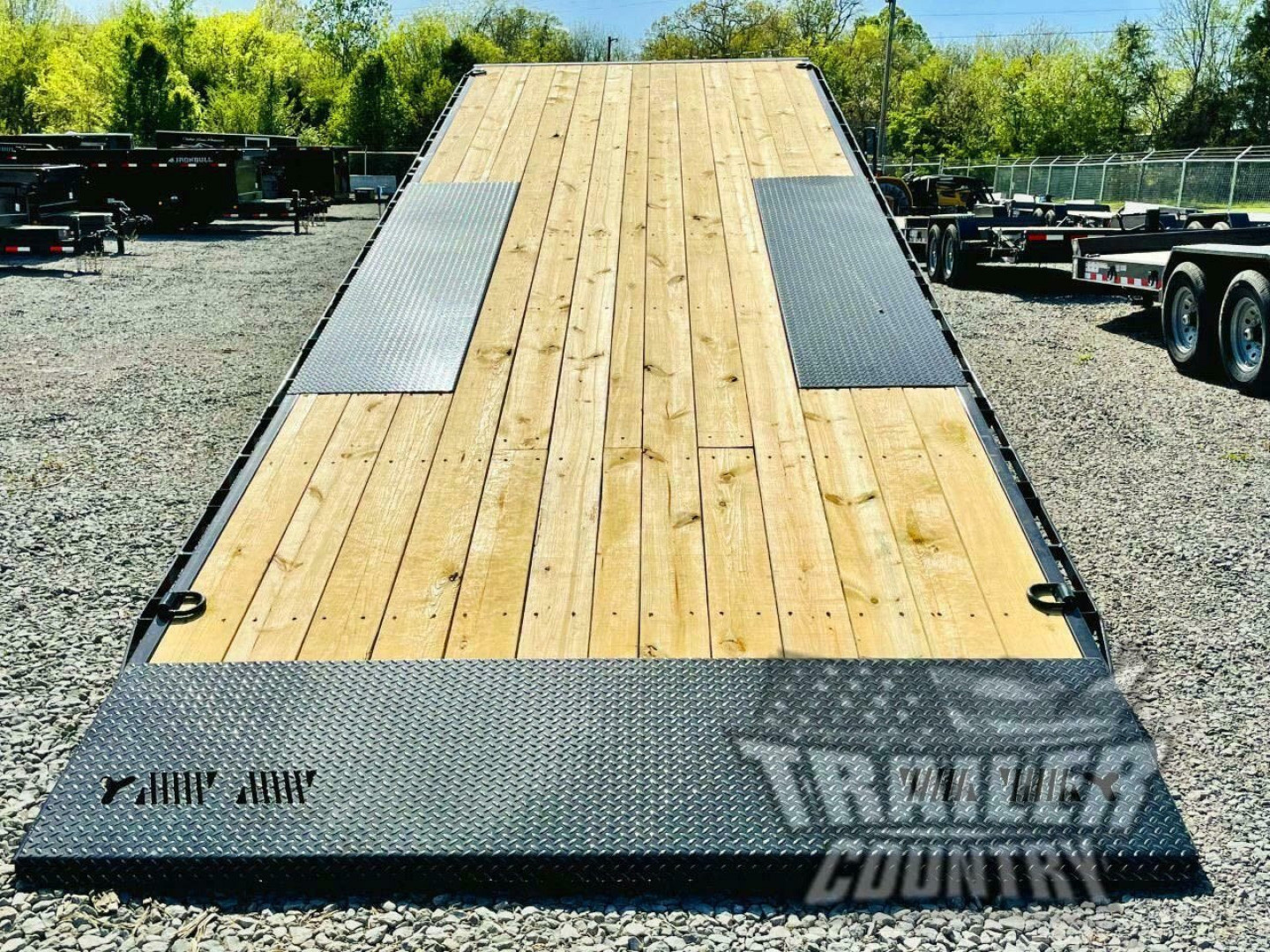 New 2026 New 8.5 ' x 26' Heavy Duty Gooseneck 21K Hydraulic Scissor Hoist Full Power Deckover
