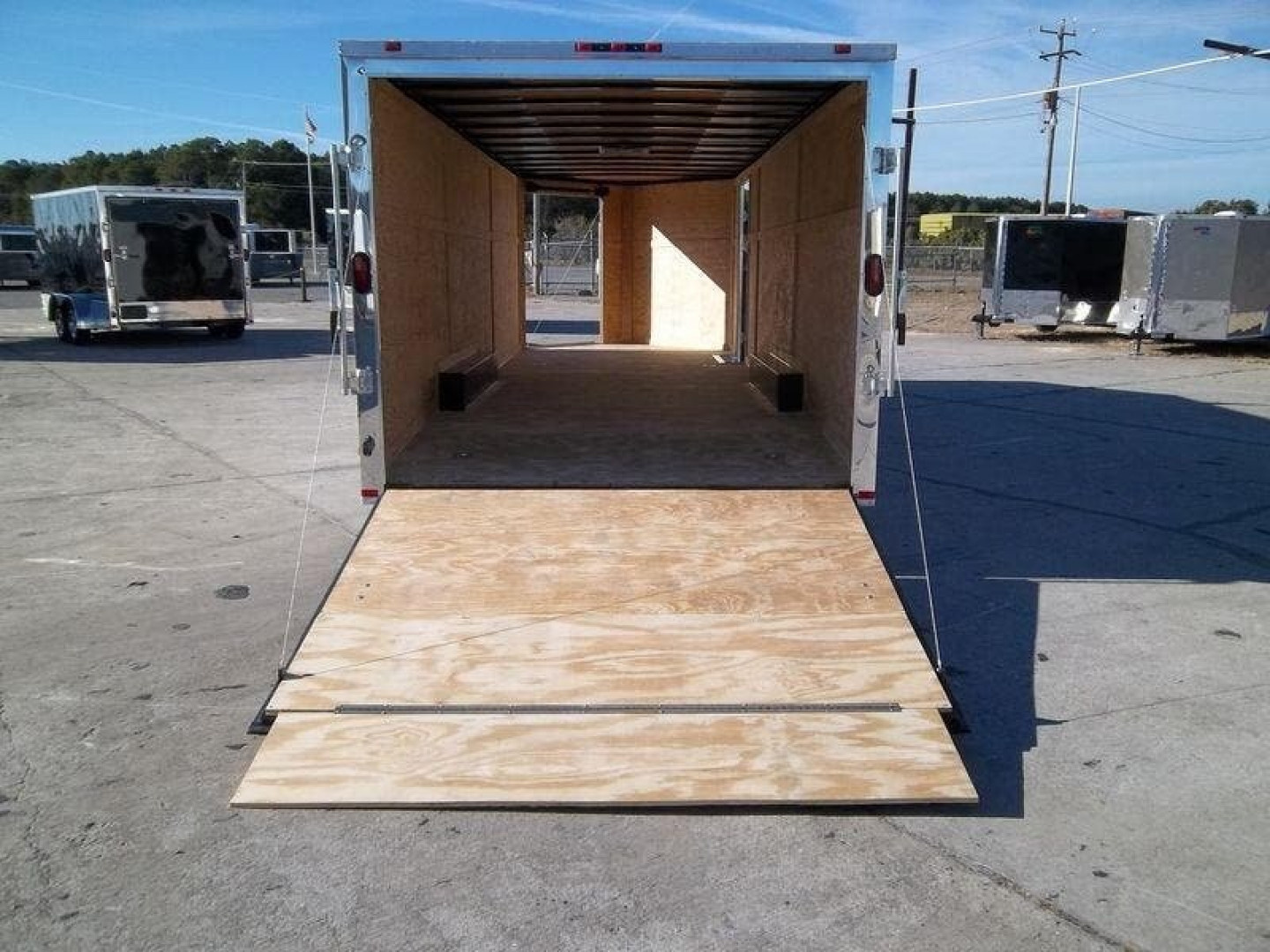 New 2026 NEW 8.5 x 24 Tandem Axle, Enclosed/Carhauler Trailer. (10,400 LB GVWR)