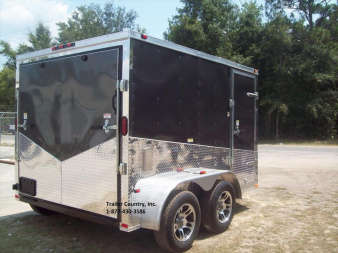 New Brand new 7 x 10 Tandem enclosed Trailer with V-cut in the Rear