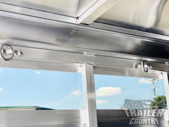 New 2025 Shadow Trailer Stablemate Horse Trailer