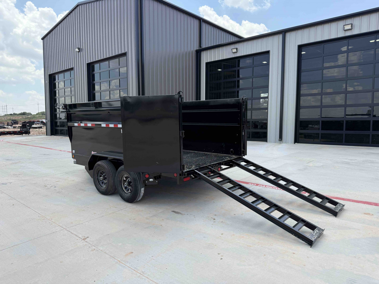 New 2026 PJ 72"x12' BP Tandem Axle Dump w/ 48" Sides – D3