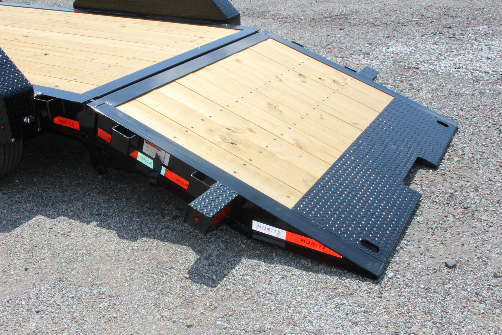 New 2025 Moritz 7' x 16' + 6' Low Pro - Hydraulic Power Tail - Equipment Trailer - 16000# GVW