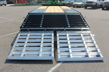New 2025 Moritz FDPH DT 20' + 5' - Pintle Ring Deckover Equipment Trailer - 25900# GVW