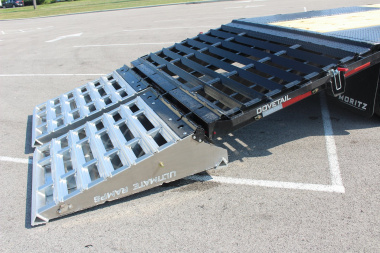 New 2025 Moritz FDPH DT 20' + 5' - Pintle Ring Deckover Equipment Trailer - 25900# GVW