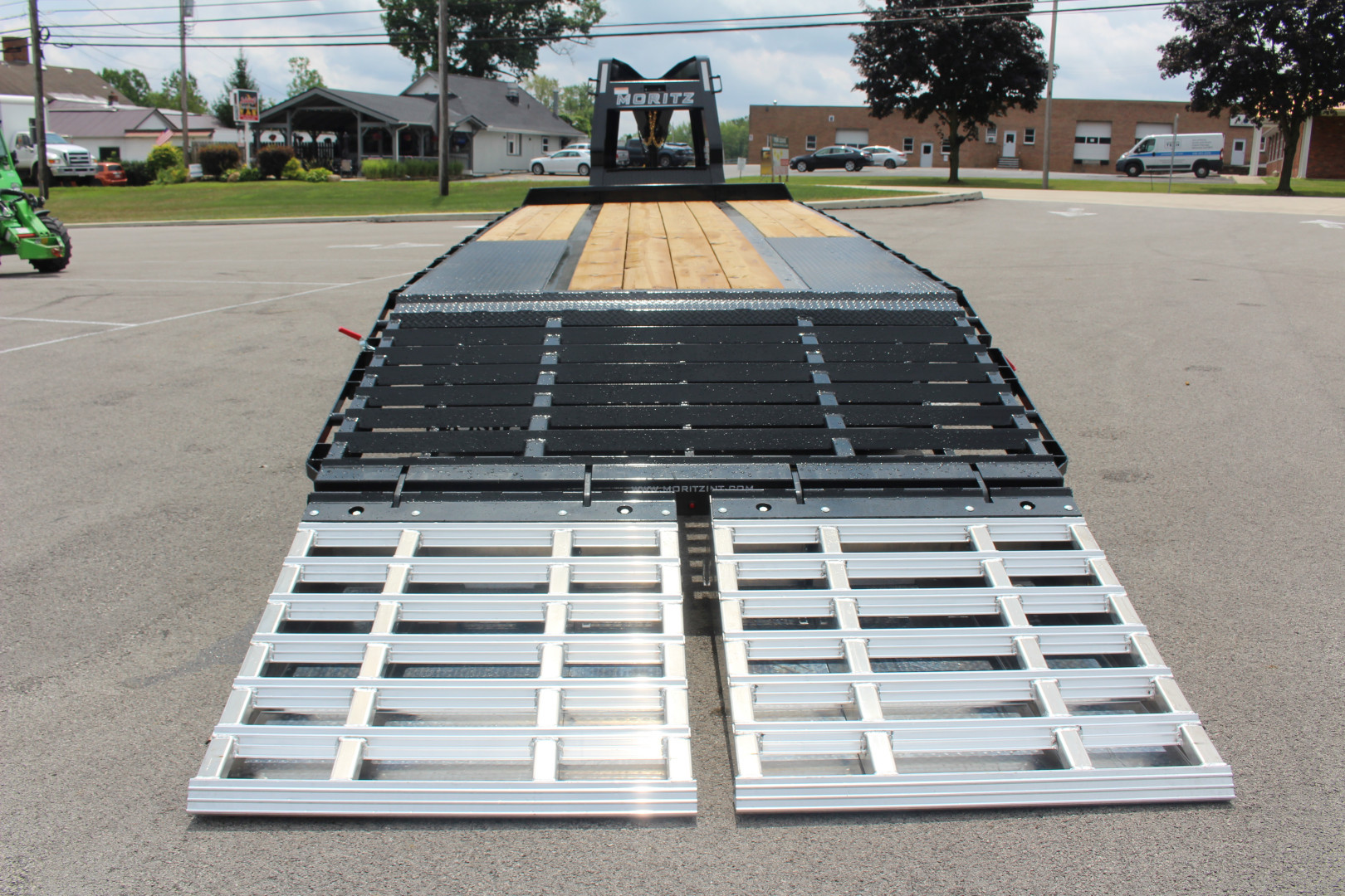 New 2025 Moritz FDGH DT 20' + 5' GOOSENECK Deckover Flatbed Trailer- Full Width Aluminum Ramps- 25900# GVW