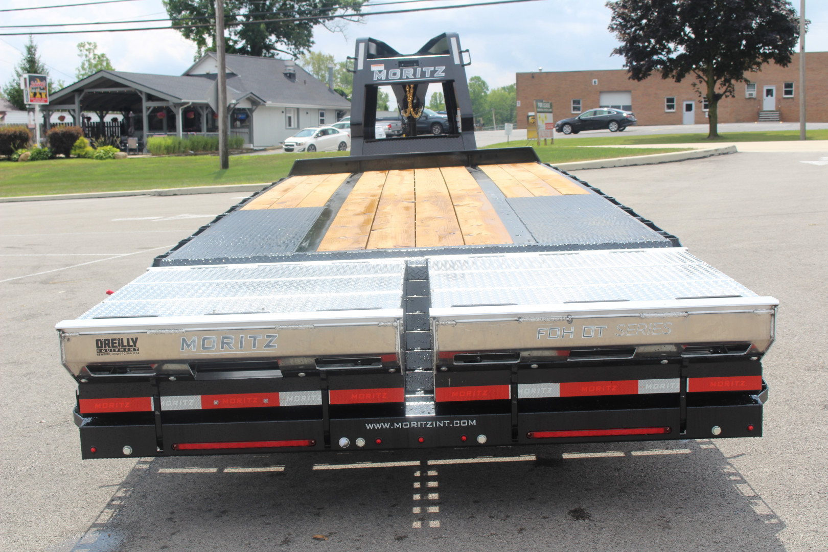 New 2025 Moritz FDGH DT 20' + 5' GOOSENECK Deckover Flatbed Trailer- Full Width Aluminum Ramps- 25900# GVW