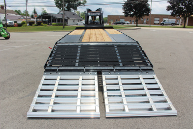 New 2025 Moritz FDGH DT 20' + 5' GOOSENECK Deckover Flatbed Trailer- Full Width Aluminum Ramps- 25900# GVW