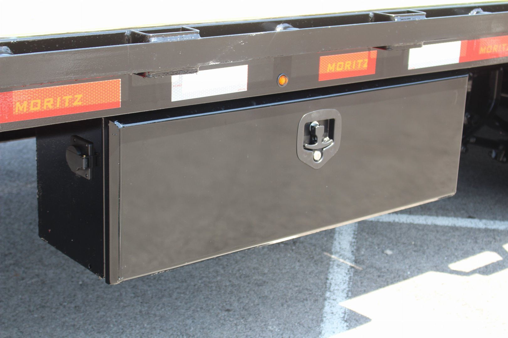 New 2025 Moritz FDGH DT 30' + 5' GOOSENECK Deckover Flatbed Trailer- Full Width Aluminum Ramps- 25900# GVW