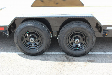 New 2025 SURE-TRAC 82" x 18' Car / Racing Trailer - 9990# GVW
