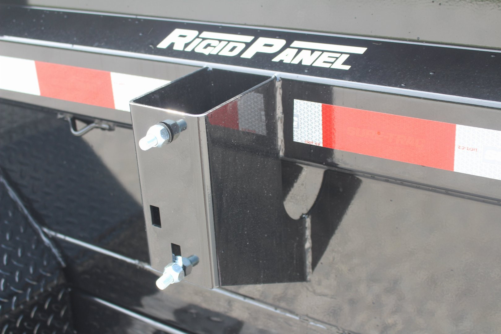New 2025 Sure-Trac 6' x 10' Dump Trailer - Single Ram - Steel Ramps - 9990#GVW