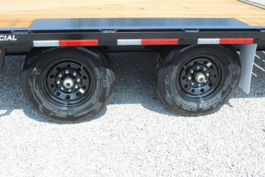 New 2025 Moritz 8' 6" x 18' + 4' Deckover Flatbed w/ Beavertail - Split Mesh Ramps - 14,000# GVW