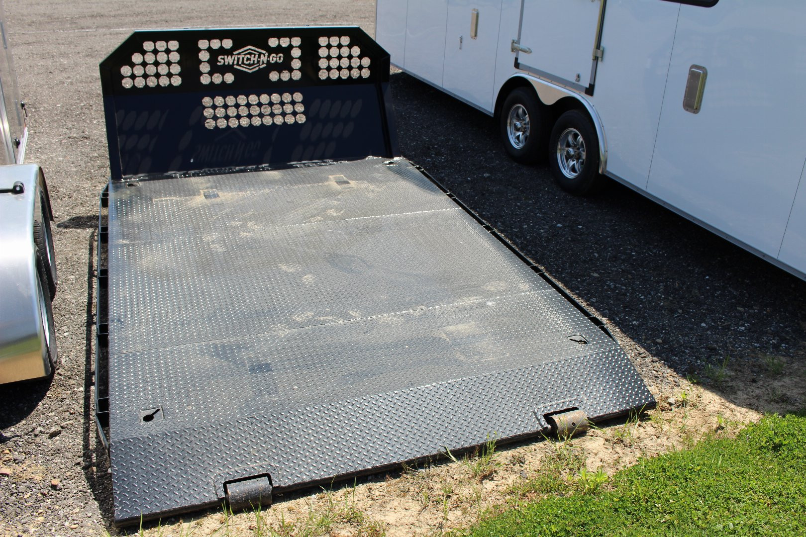 New 2025 Switch-n-Go Flatbed EB-11-BEAV - 84" CA