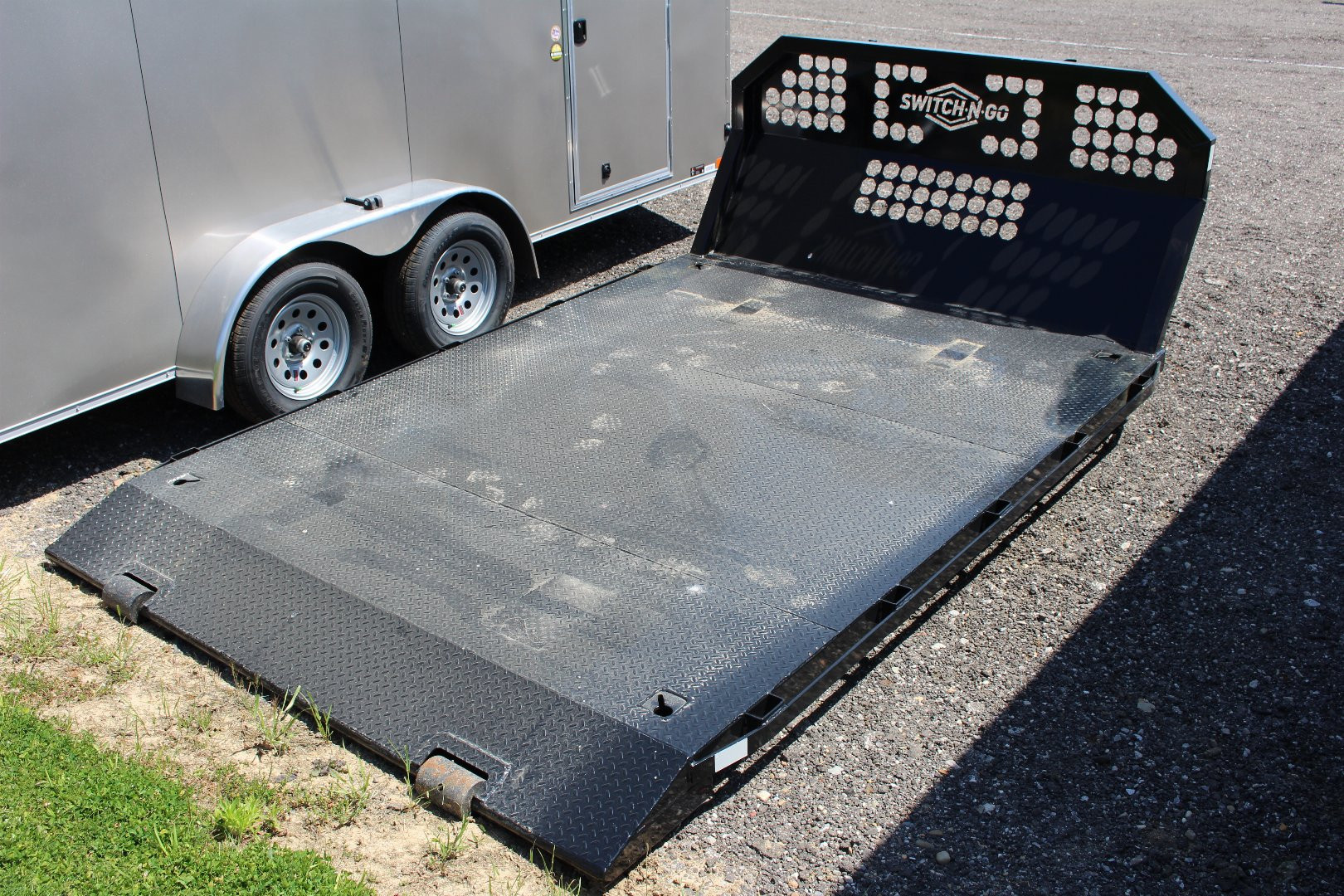 New 2025 Switch-n-Go Flatbed EB-11-BEAV - 84" CA