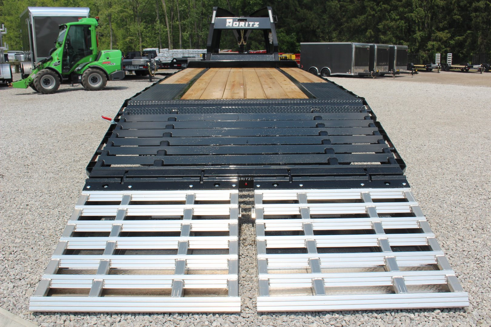 New 2025 Moritz FDGH DT 20' + 5' GOOSENECK Deckover Flatbed Trailer- Full Width Aluminum Ramps- 15900# GVW