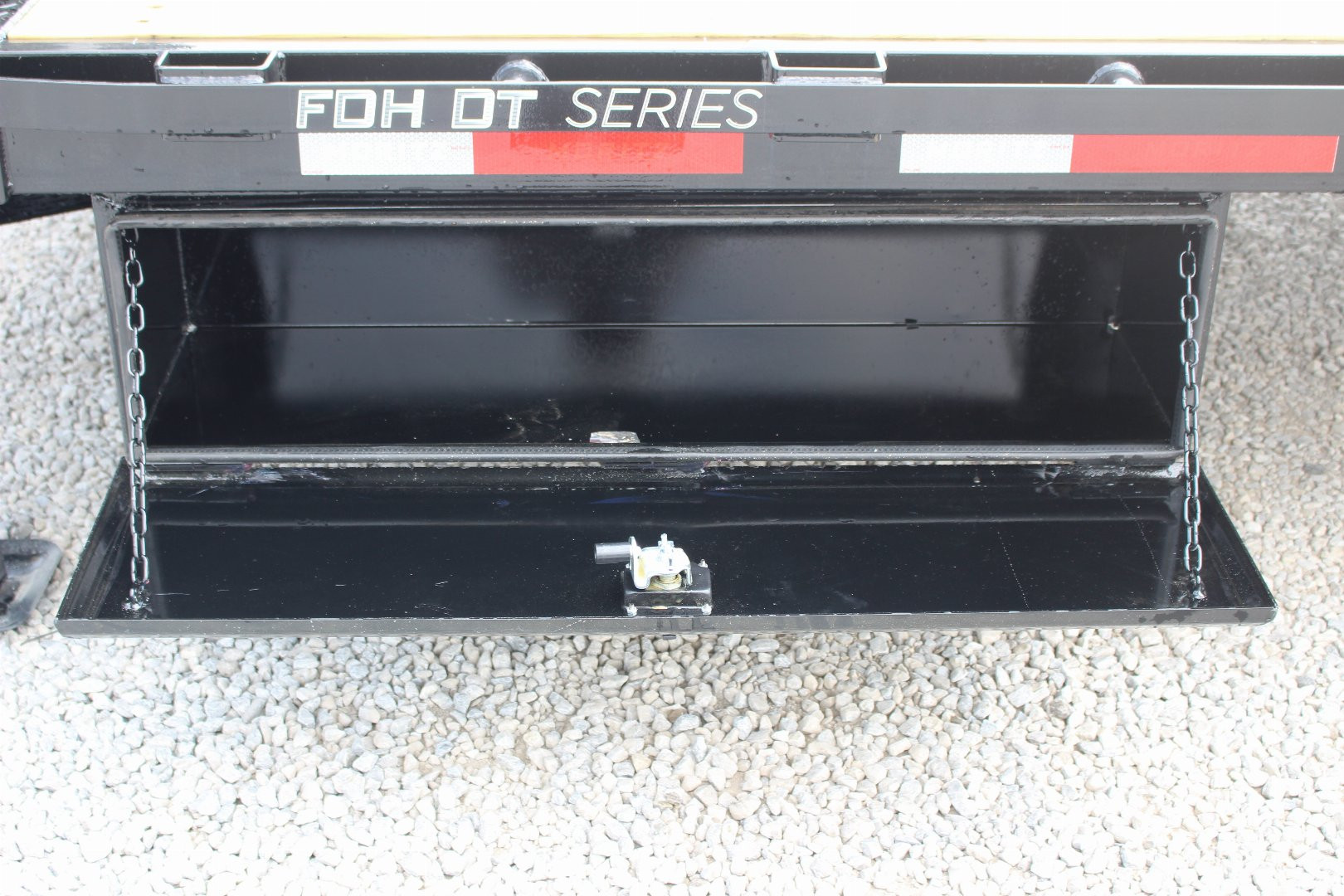 New 2025 Moritz FDGH DT 20' + 5' GOOSENECK Deckover Flatbed Trailer- Full Width Aluminum Ramps- 15900# GVW