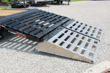 New 2025 Moritz FDGH DT 20' + 5' GOOSENECK Deckover Flatbed Trailer- Full Width Aluminum Ramps- 15900# GVW