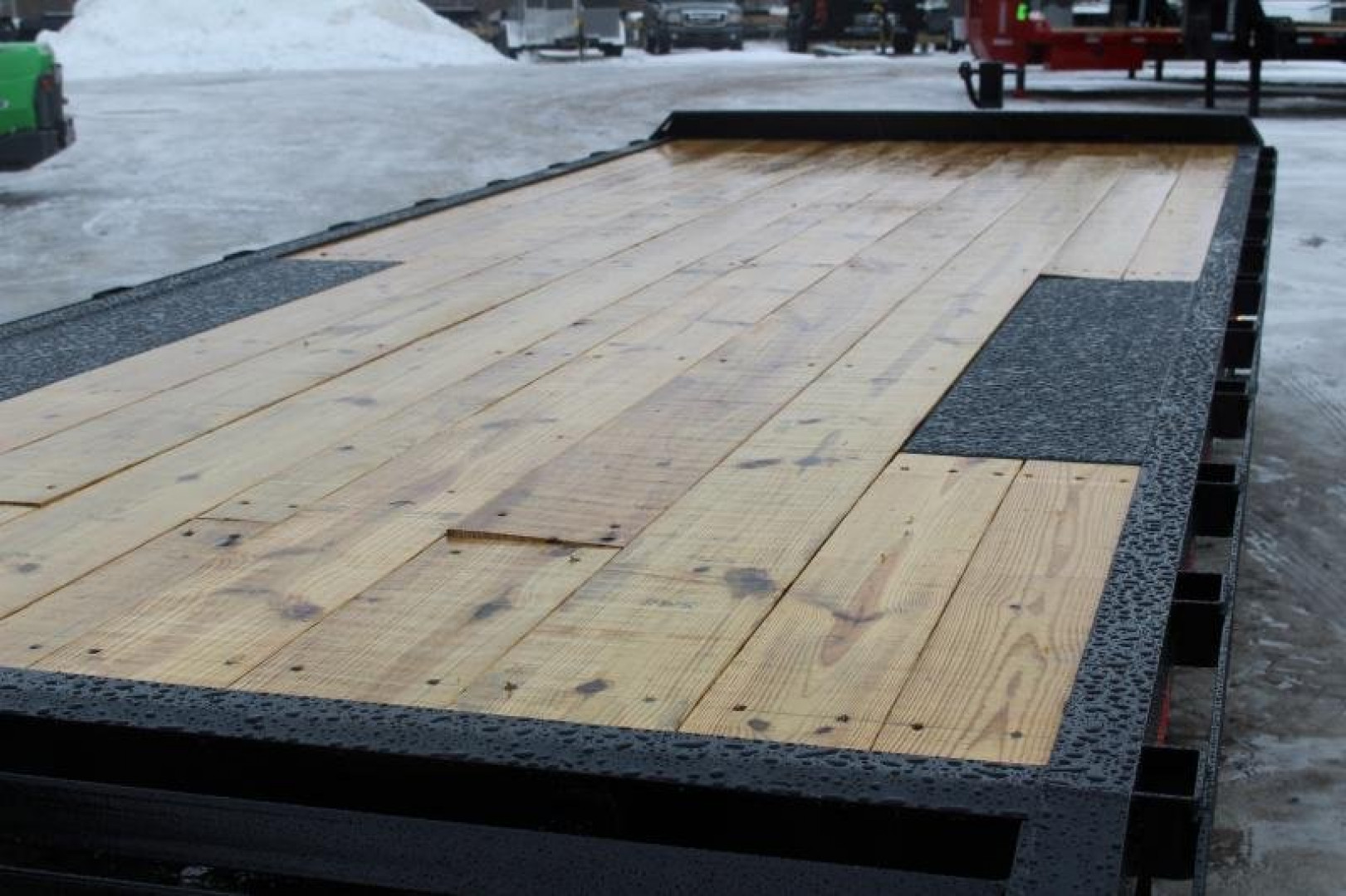 New 2025 Moritz 8' 6" x 22' + 4' Deckover Flatbed w/ Beavertail - Aluminum Ramps - 16,000# GVW