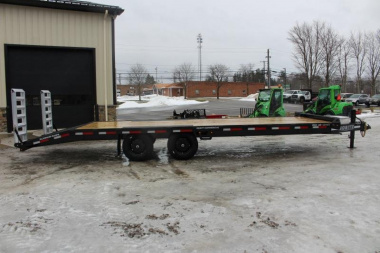New 2025 Moritz 8' 6" x 22' + 4' Deckover Flatbed w/ Beavertail - Aluminum Ramps - 16,000# GVW