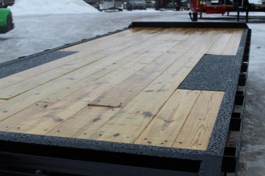 New 2025 Moritz 8' 6" x 22' + 4' Deckover Flatbed w/ Beavertail - Aluminum Ramps - 16,000# GVW
