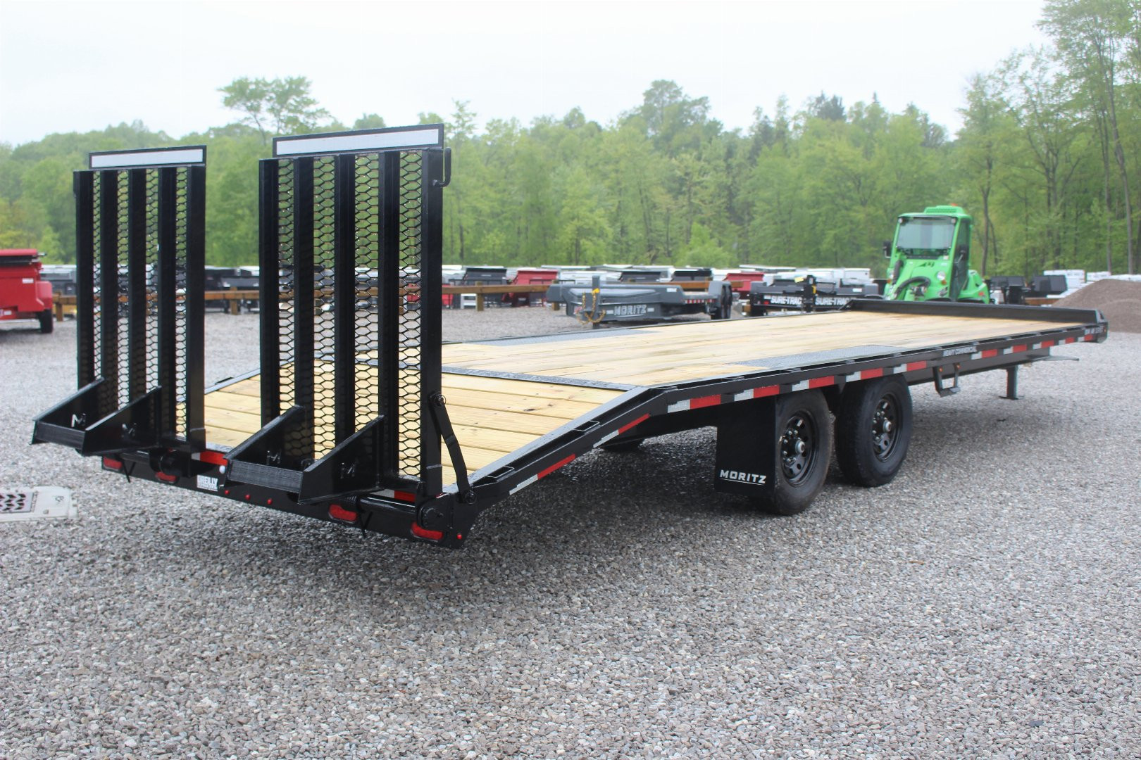 New 2025 Moritz 8' 6" x 22' + 4' Deckover Flatbed w/ Beavertail - Split Mesh Ramps - 14,000# GVW