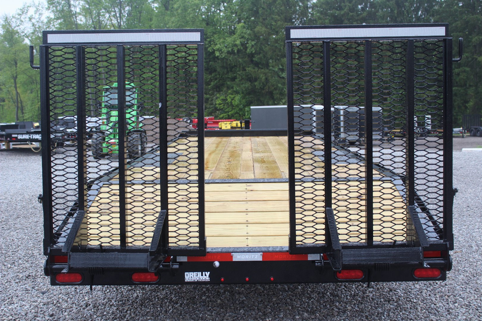 New 2025 Moritz 8' 6" x 22' + 4' Deckover Flatbed w/ Beavertail - Split Mesh Ramps - 14,000# GVW