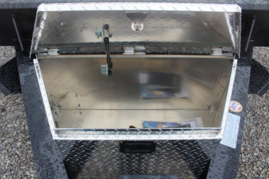 New 2025 Moritz 8' 6" x 22' + 4' Deckover Flatbed w/ Beavertail - Split Mesh Ramps - 14,000# GVW