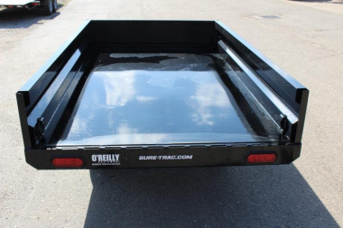 New 2025 SURE-TRAC 4.5' X 8' Deckover Utility Hydraulic Dump Trailer - 2990# GVW