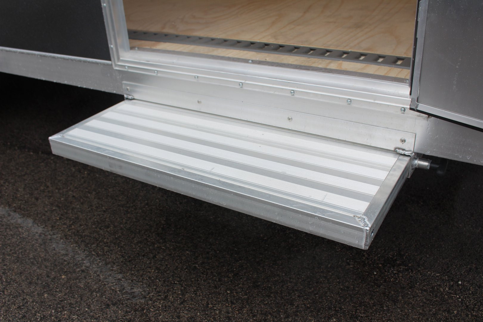 New 2026 NEO Trailers NHD 7.5' X 20' HD Aluminum Enclosed Cargo Trailer - Ramp Door - 7' Interior Height - 9900# GVW