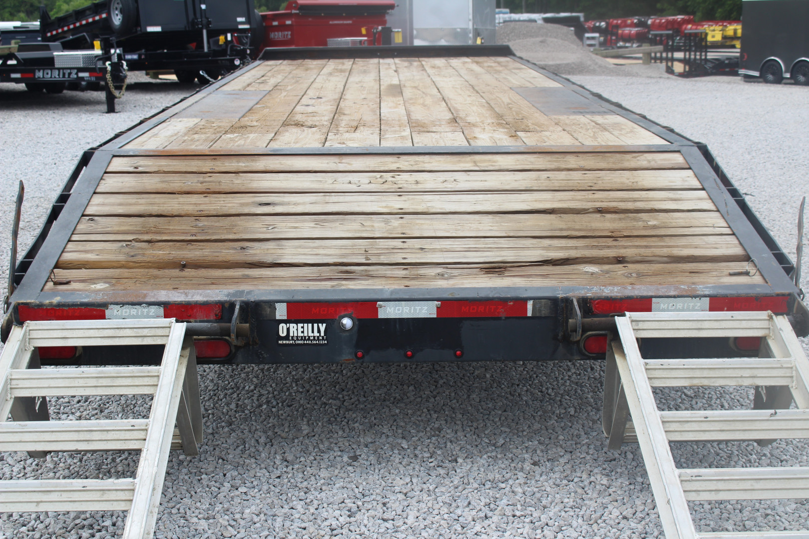 Used 2021 Moritz 8' 6" x 22' + 4' Deckover Flatbed w/ Beavertail - Aluminum Ramps - 14,000# GVW