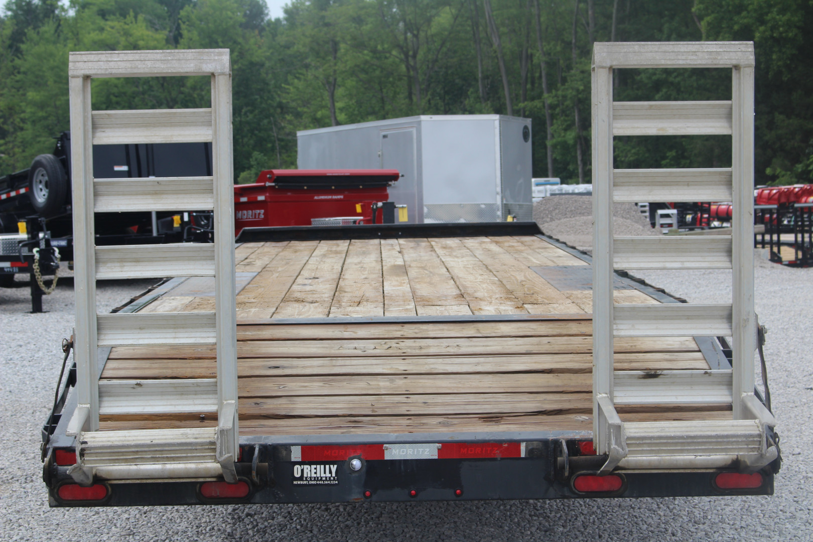 Used 2021 Moritz 8' 6" x 22' + 4' Deckover Flatbed w/ Beavertail - Aluminum Ramps - 14,000# GVW