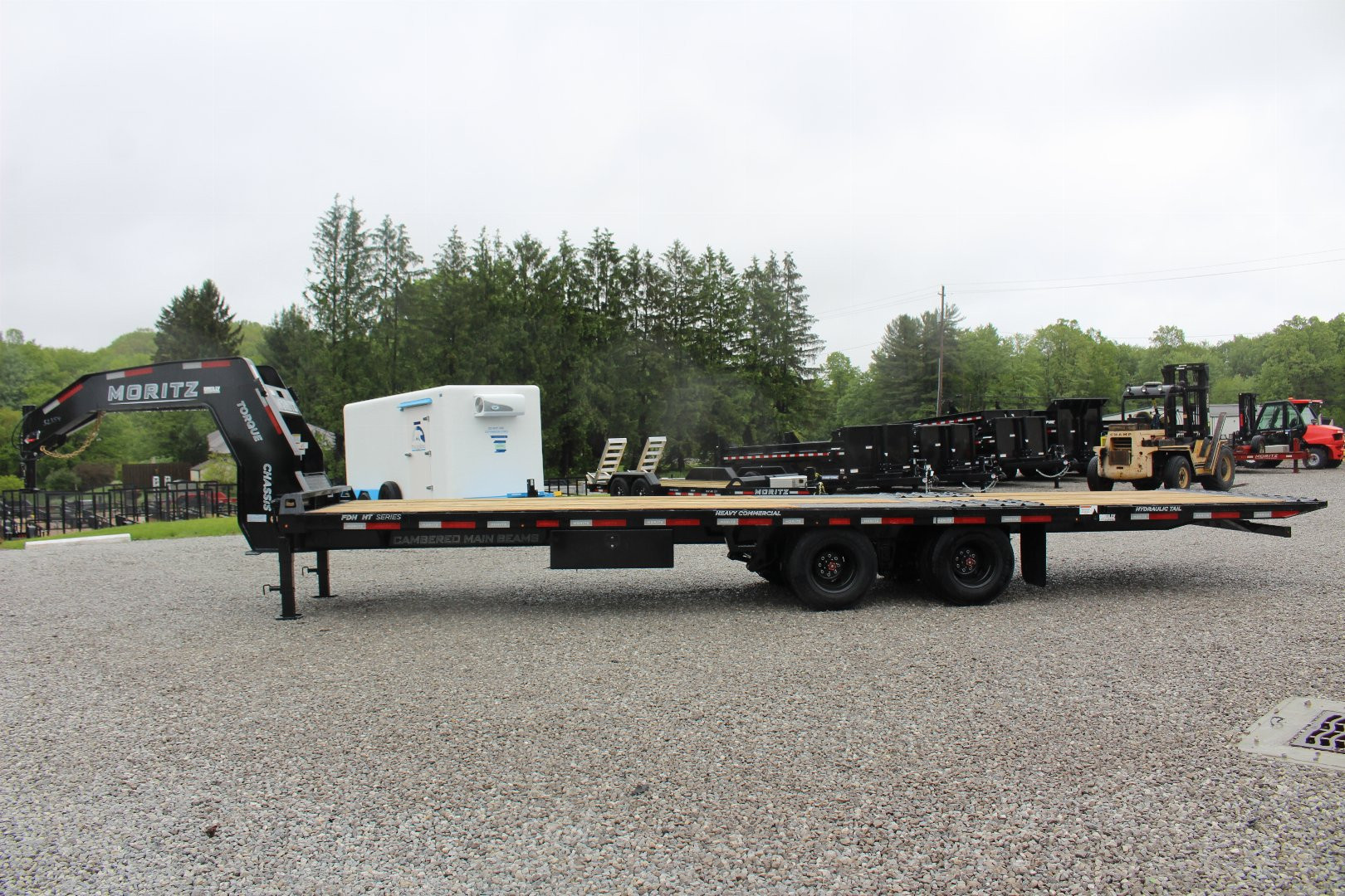 New 2025 Moritz FDGH Hydraulic Tail 30' GOOSENECK Deckover Flatbed Trailer- 25900# GVW