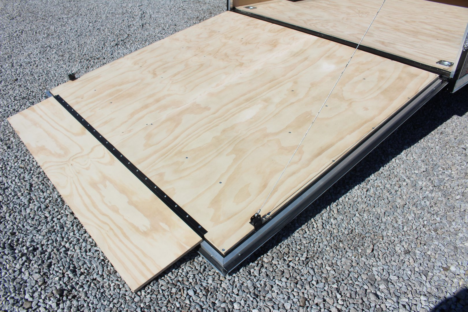 New 2025 United UJ 8.5' x 16' Enclosed Cargo Trailer - 7000# GVW - RAMP DOOR - 7' INTERIOR HEIGHT