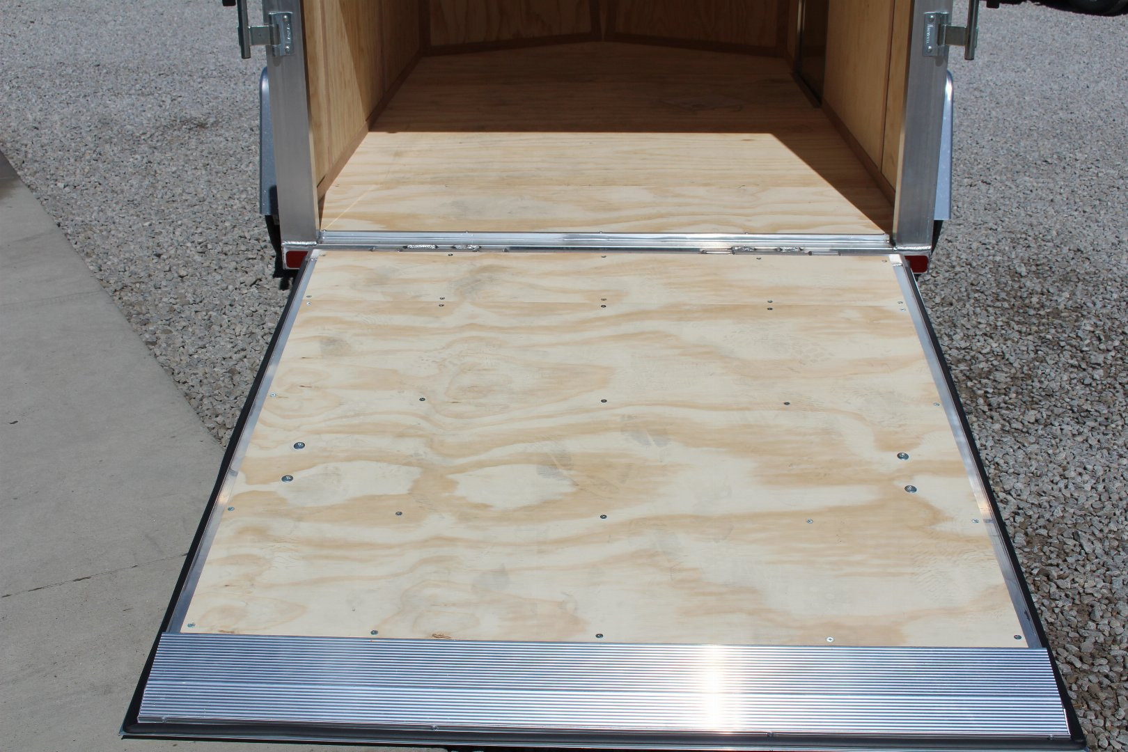 New 2026 NEO Trailers NAV 6' x 10' Aluminum Enclosed Cargo Trailer - Rear Ramp Door - 6' INTERIOR HEIGHT - 2990# GVW