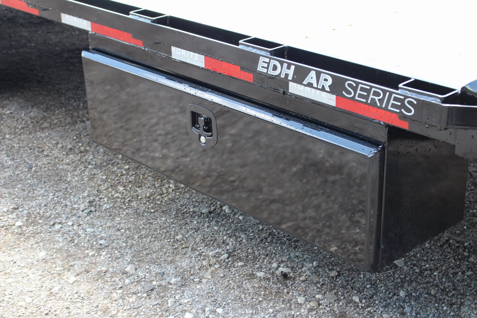 New 2025 Moritz 8' 6" x 20' + 4' Deckover Flatbed w/ Beavertail - Aluminum Ramps - 14,000# GVW