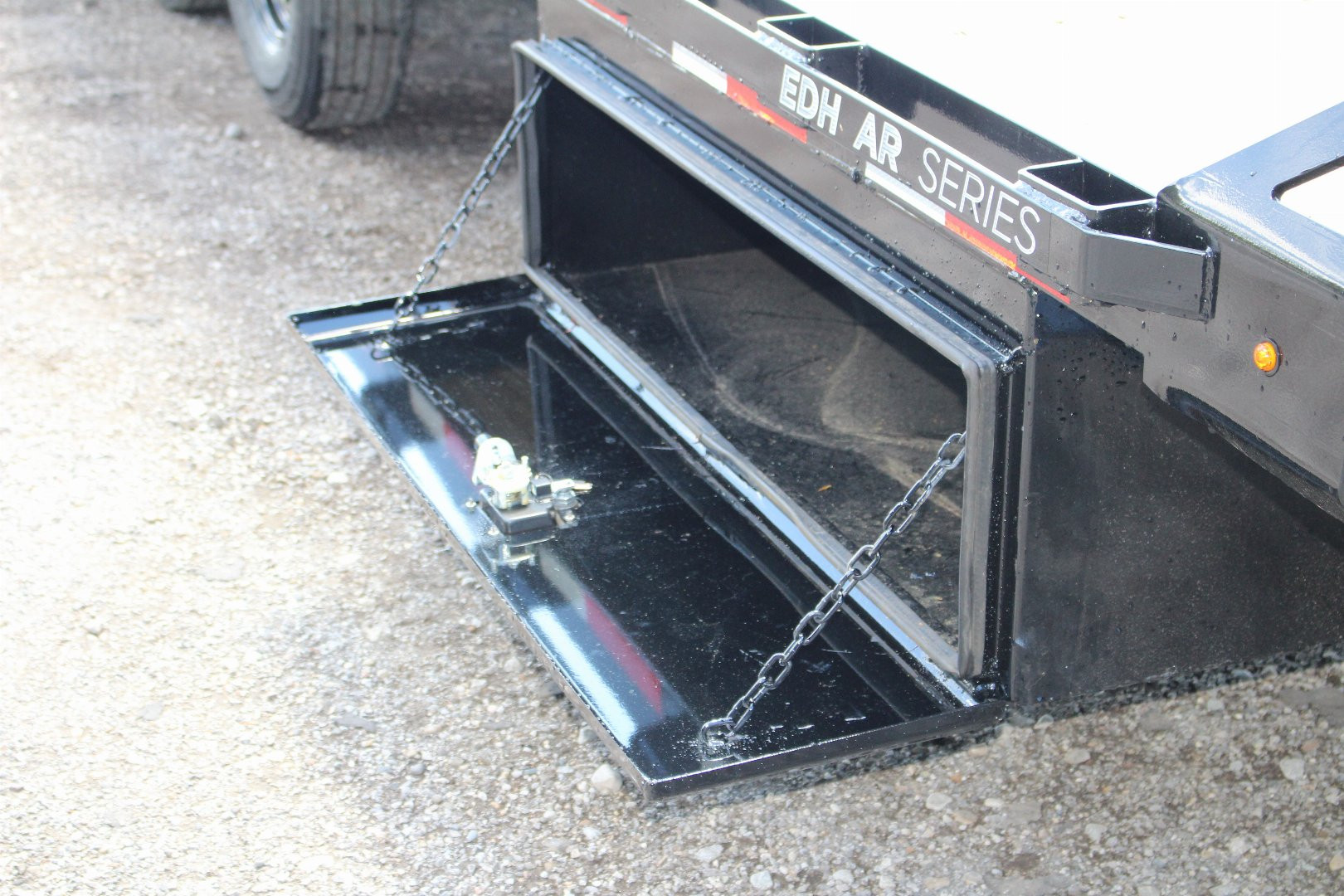 New 2025 Moritz 8' 6" x 20' + 4' Deckover Flatbed w/ Beavertail - Aluminum Ramps - 14,000# GVW