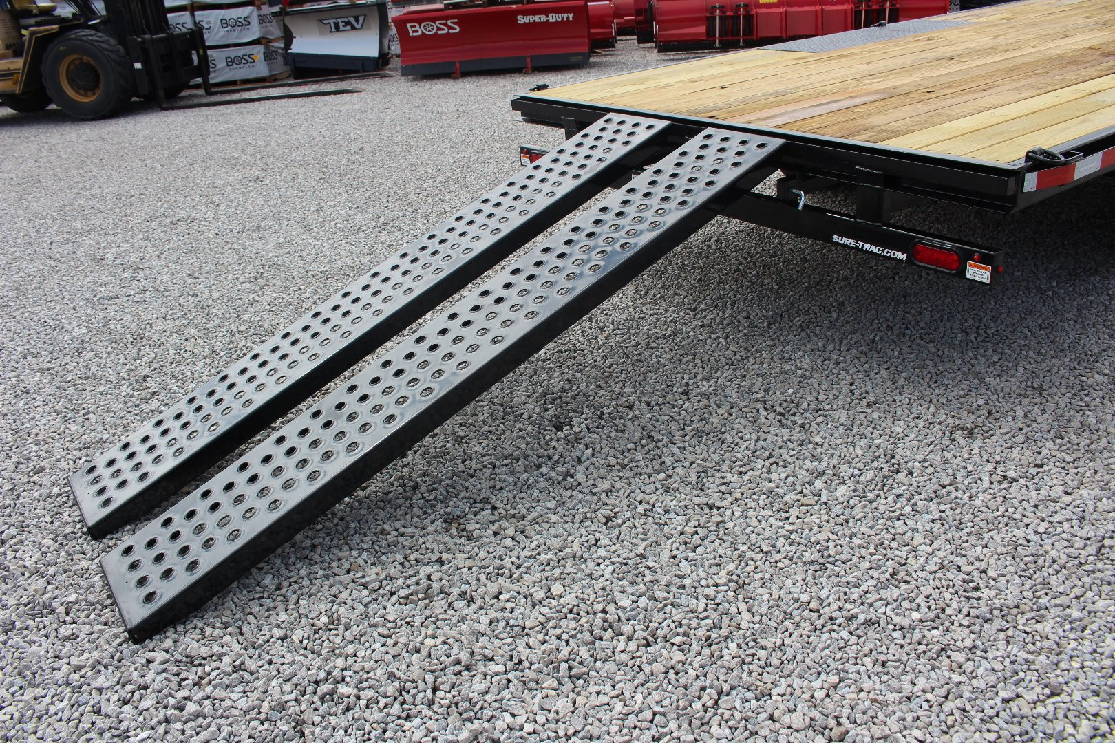 New 2025 Sure-Trac 8.5' x 18' Low Profile Deckover Flatbed Trailer With Steel Ramps - 9900# GVW