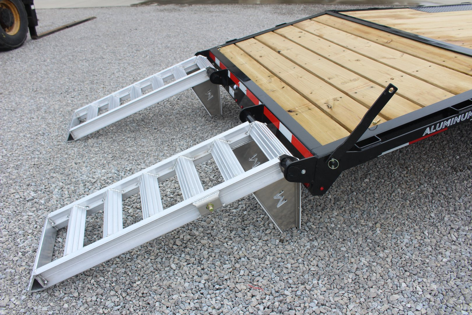 New 2025 Moritz 8' 6" x 20' + 4' Deckover Flatbed w/ Beavertail - Aluminum Ramps - 16,000# GVW