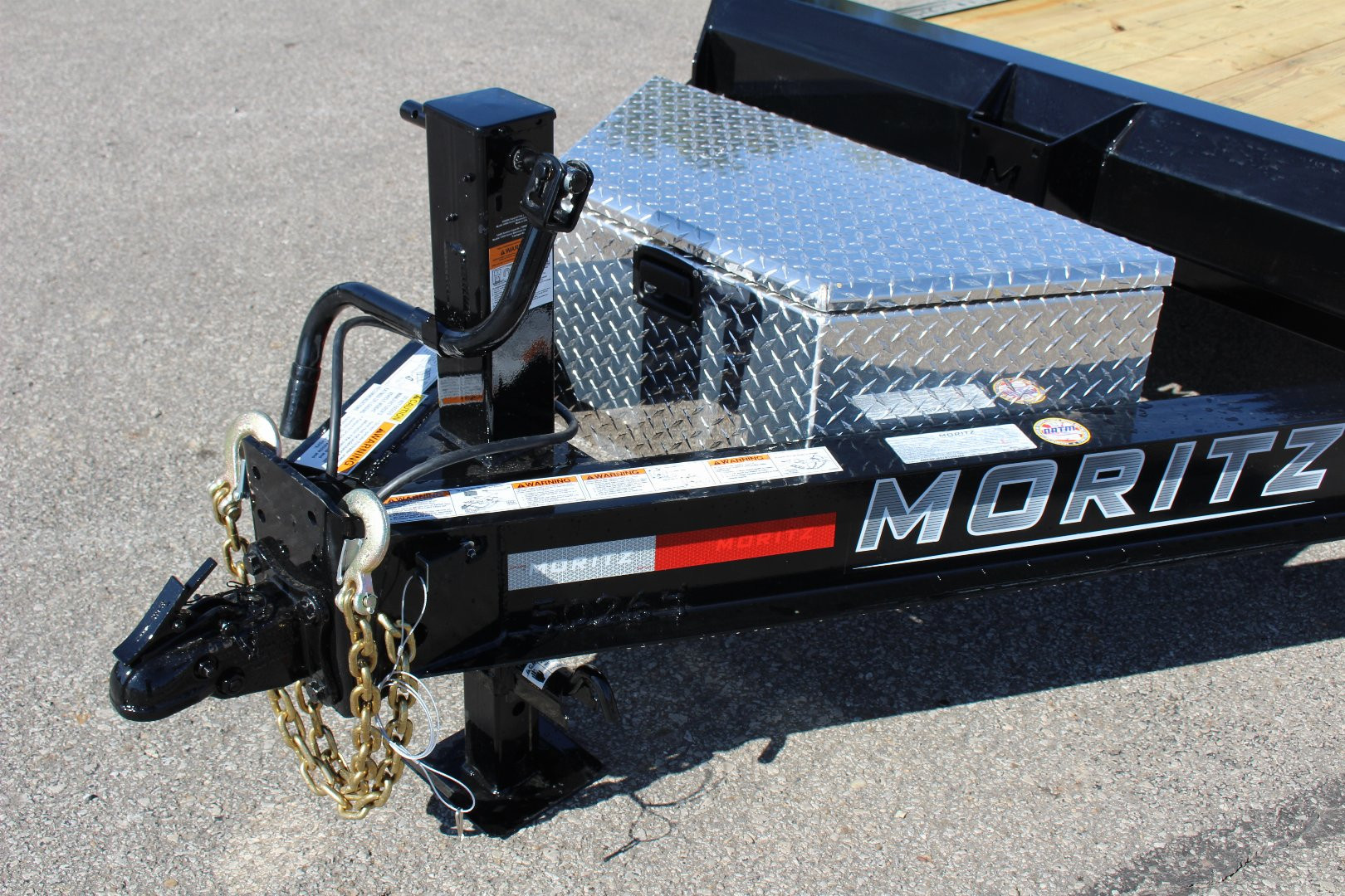 New 2025 Moritz ELBH 7' x 20' Low Pro - Aluminum Ramps - Equipment Trailer - 14000# GVW