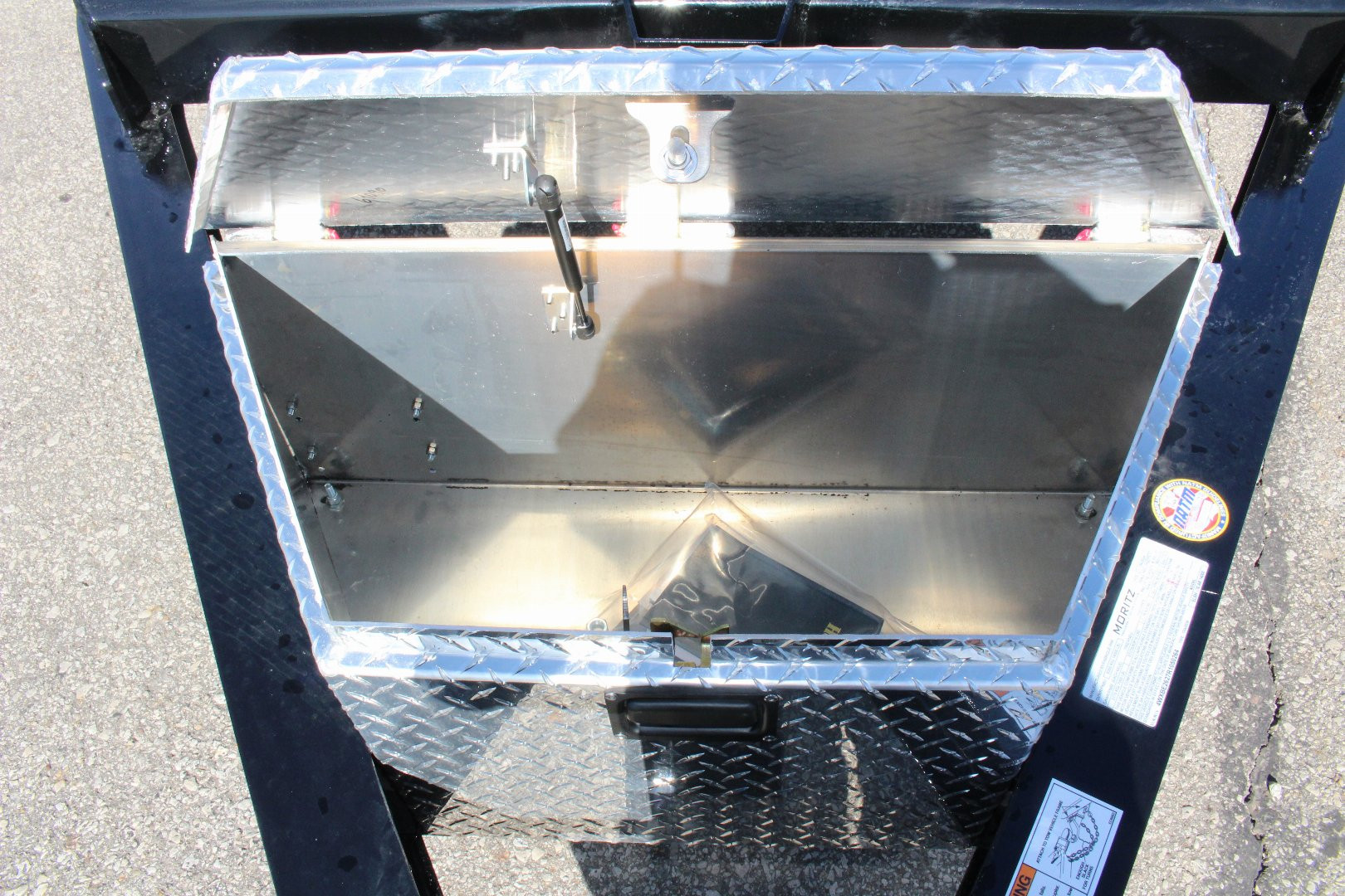 New 2025 Moritz ELBH 7' x 20' Low Pro - Aluminum Ramps - Equipment Trailer - 14000# GVW