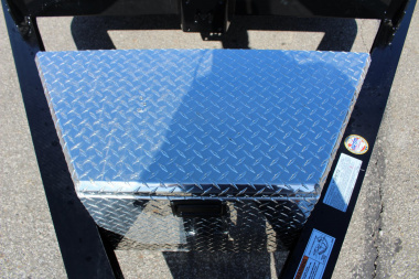 New 2025 Moritz ELBH 7' x 20' Low Pro - Aluminum Ramps - Equipment Trailer - 14000# GVW