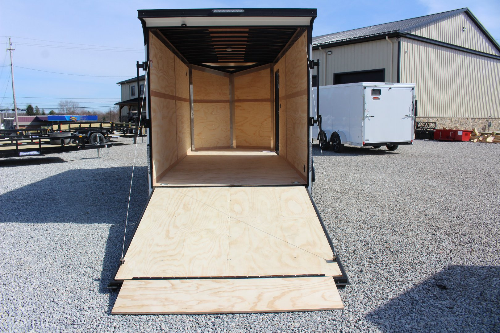 New 2025 United UJ 7' x 16' Enclosed Cargo Trailer - 7000# GVW - RAMP DOOR - 7' INTERIOR HEIGHT