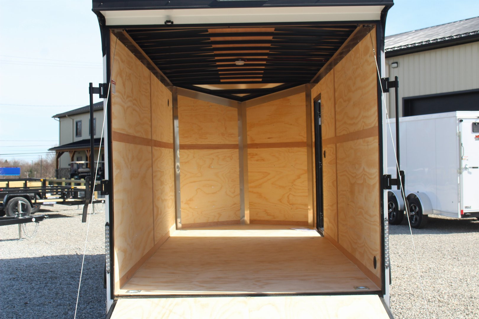 New 2025 United UJ 7' x 16' Enclosed Cargo Trailer - 7000# GVW - RAMP DOOR - 7' INTERIOR HEIGHT