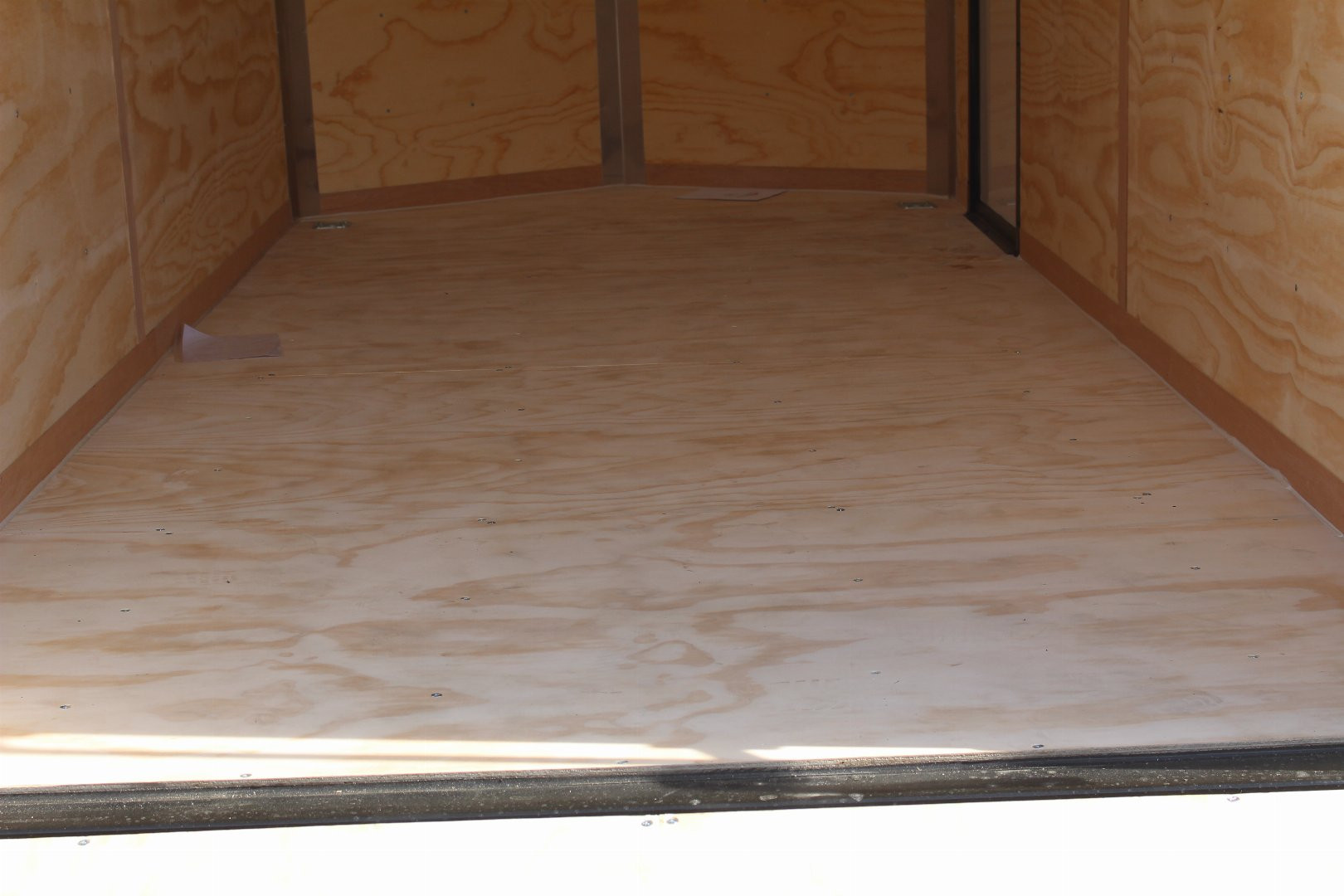 New 2025 United UJ 7' x 16' Enclosed Cargo Trailer - 7000# GVW - RAMP DOOR - 7' INTERIOR HEIGHT